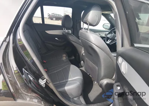 2020 Mercedes-Benz Glc 300 z USA, uszkodzony, nr VIN W1N0G8DB6LV261669